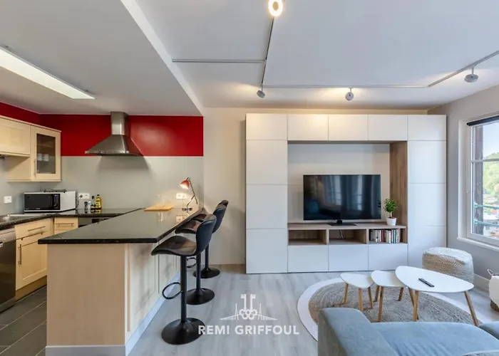 Les Armateurs Charming Gem In The Center Private Parking 2 Guest Apartament